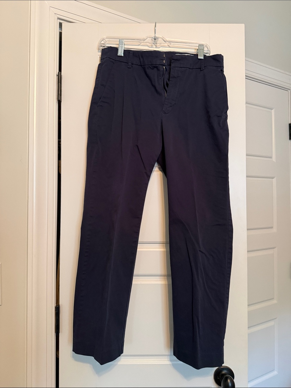 GAP Women’s Navy Pleated Chinos